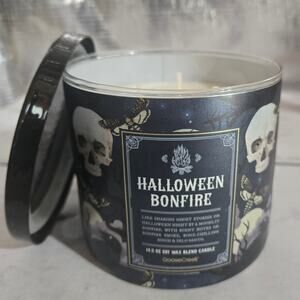 NEW! Goose Creek Halloween Moonlit Bonfire Candle 3-Wick Home Fragrance 14.5oz